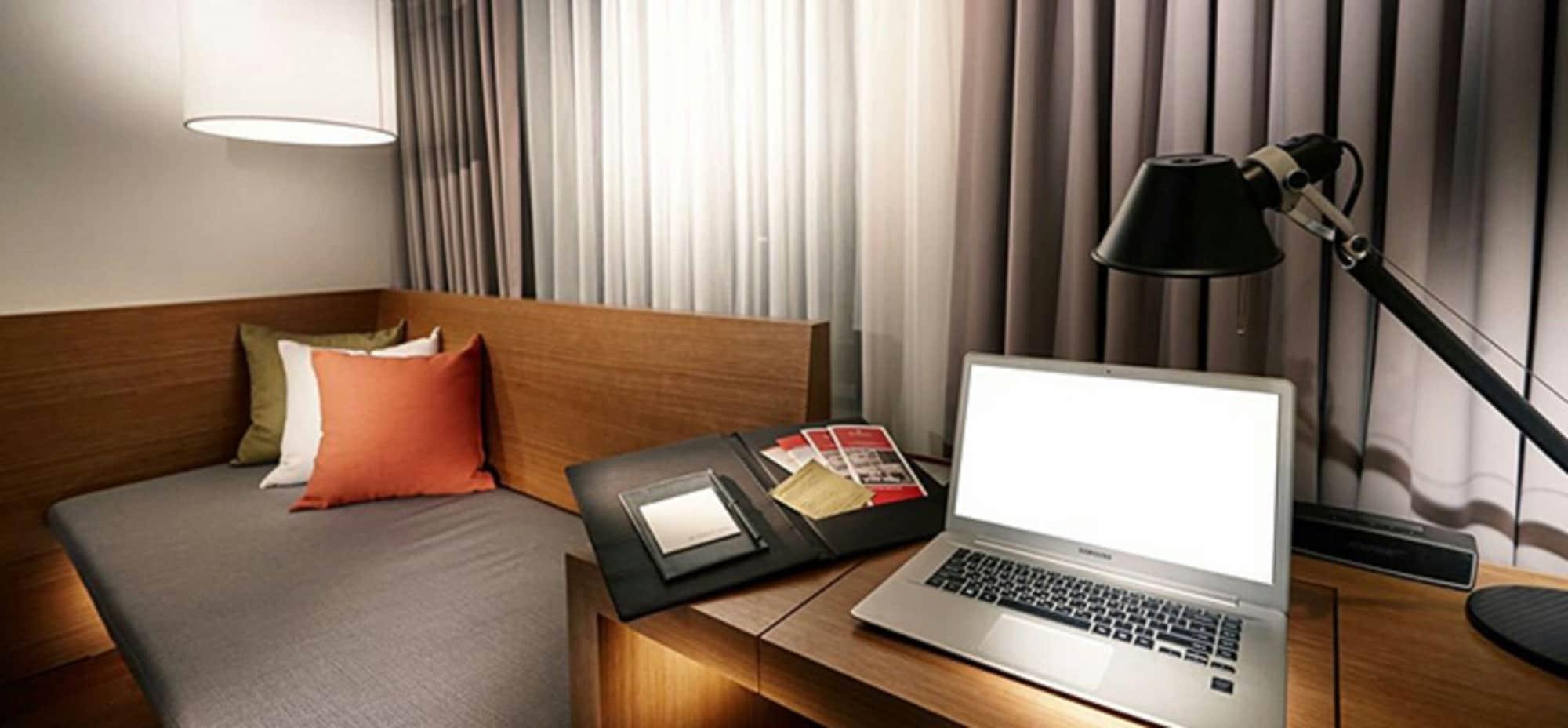 Ramada By Wyndham Gunsan Hotel Exterior foto