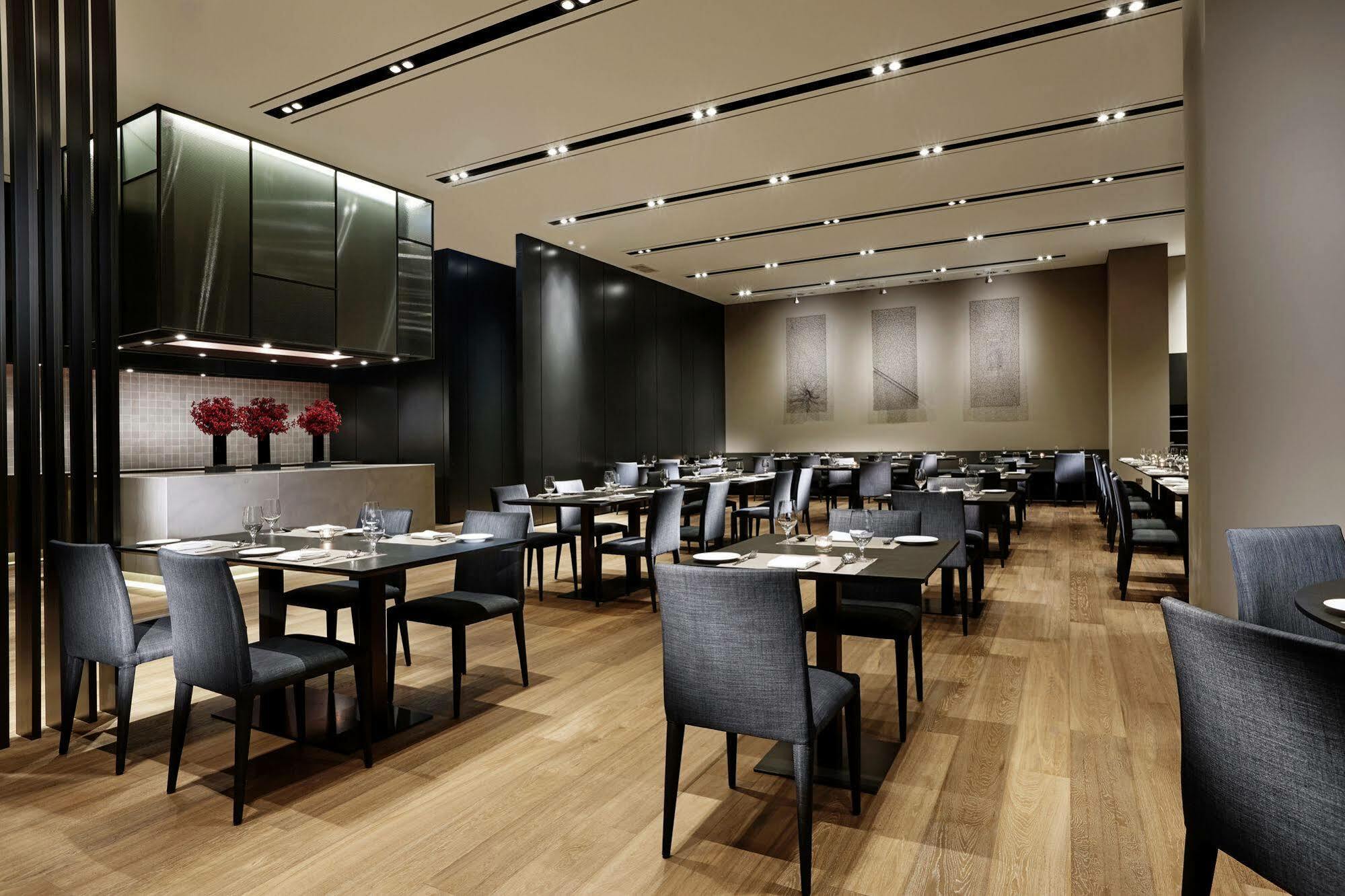 Ramada By Wyndham Gunsan Hotel Exterior foto